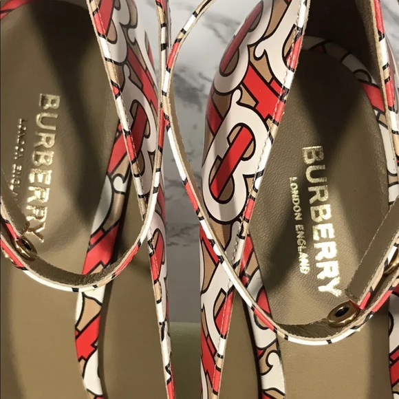 NWT BURBERRY Ankle Strap Leather Sz EU39 $790. - Picture 10 of 12